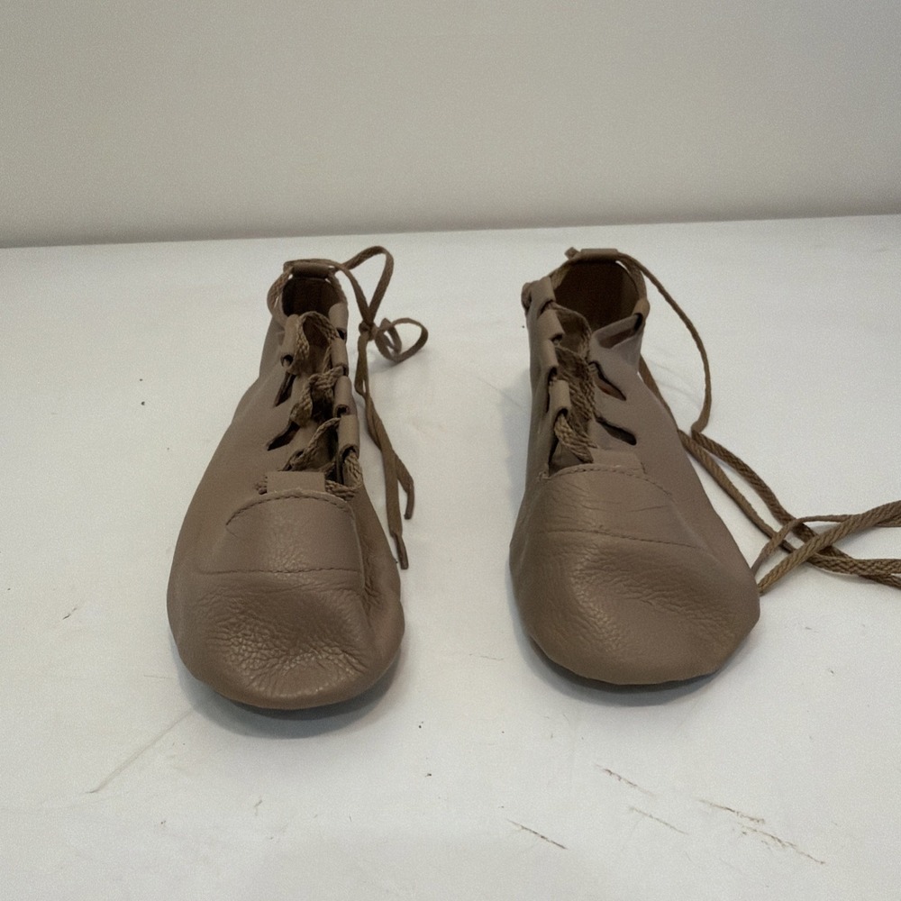 Capezio Irish Dance Soft Shoes sz 9 M Leather Tan Lace Up Style 391 Ghillies
